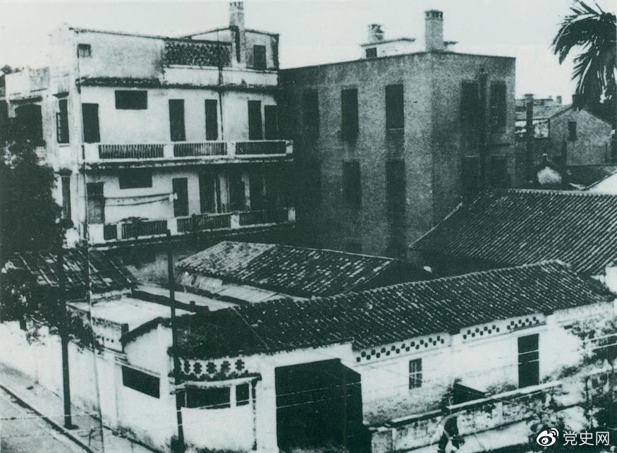 　　1923年6月12日至20日，中國(guó)共產(chǎn)黨在廣州東山恤孤院路后街31號(hào)（今恤孤院路3號(hào)）召開(kāi)第三次全國(guó)代表大會(huì)，圖為大會(huì)舊址。